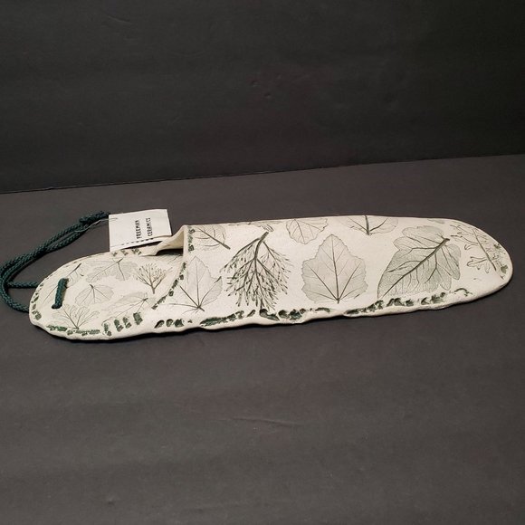 Freeman Ceramics Wall Vase, Hand Crafted Leaf Imprinted USA, Ellen Freeman NEW - Picture 2 of 11